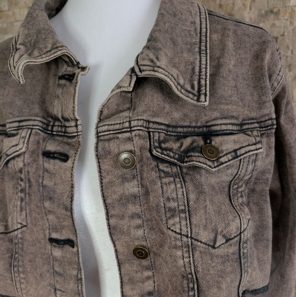 Distressed Brown Cropped Denim Jacket Raw Hem Grunge Indie Street Sz L Acid Wash - Picture 2 of 11